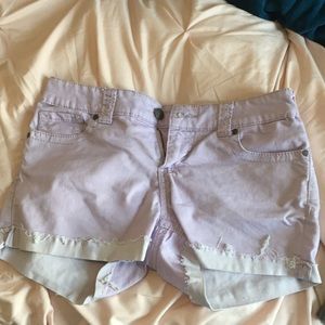 Shorts with cuffed bottoms